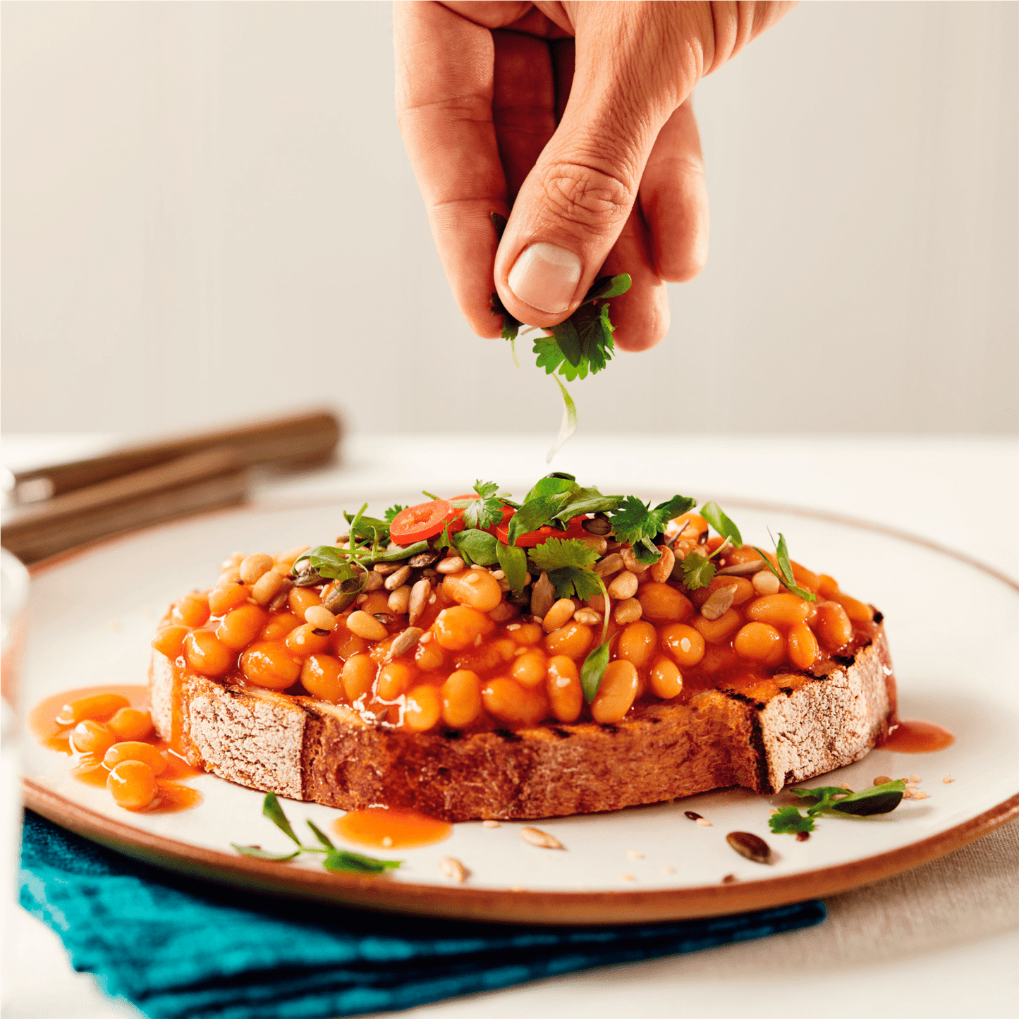 Heinz Beanz 200g - UK Food & Drink - 5000157024855