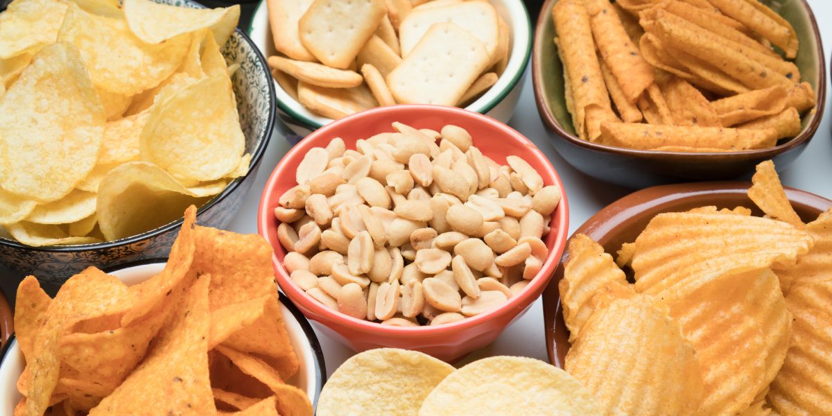 CRISPS & SNACKS - UK Food & Drink