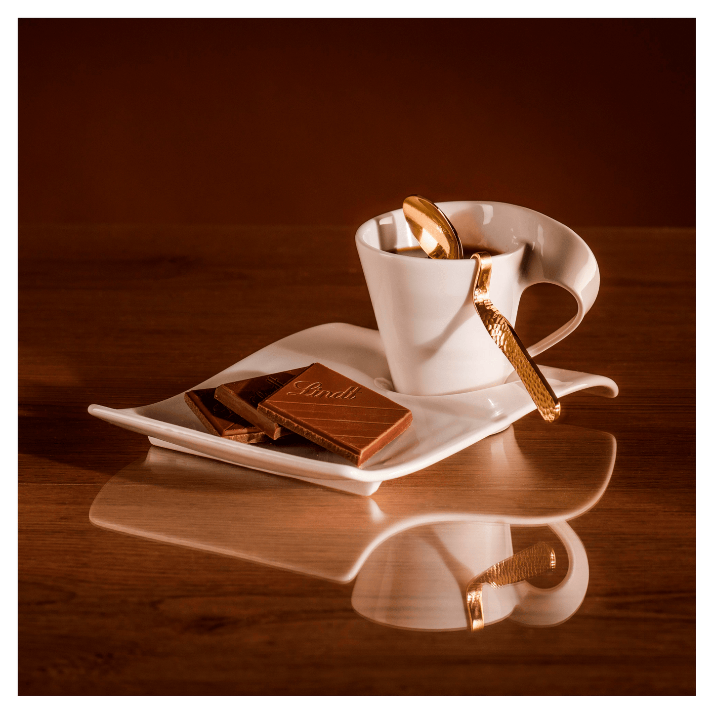 Lindt Excellence Milk Extra Creamy Chocolate Bar 100g - UK Food & Drink - 3046920011013
