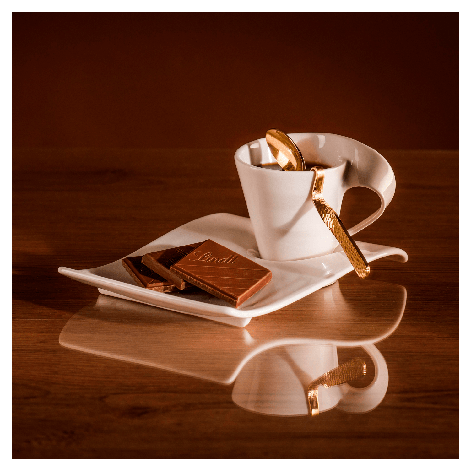 Lindt Excellence Milk Extra Creamy Chocolate Bar 100g - UK Food & Drink - 3046920011013
